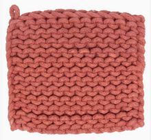Load image into Gallery viewer, Chunky Knit Potholder
