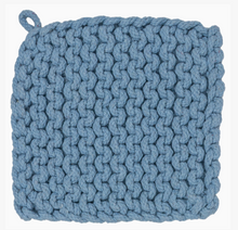 Load image into Gallery viewer, Chunky Knit Potholder
