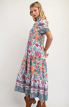 Load image into Gallery viewer, Curvy Midi Mixed Print Dress
