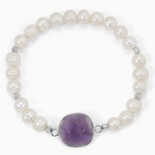 Load image into Gallery viewer, Pearl Beaded Stretch Bracelet
