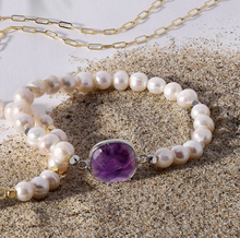 Load image into Gallery viewer, Pearl Beaded Stretch Bracelet
