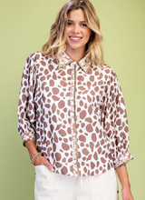 Load image into Gallery viewer, Mocha Mix Print Blouse
