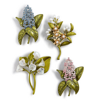 Load image into Gallery viewer, Flower Brooch
