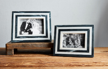 Load image into Gallery viewer, Marble Frame
