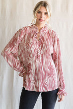Load image into Gallery viewer, Curvy Zebra Top
