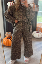 Load image into Gallery viewer, Brown Leopard Print Raw Seam Set

