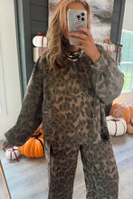 Load image into Gallery viewer, Brown Leopard Print Raw Seam Set

