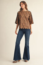 Load image into Gallery viewer, Scallop Edge Leopard Top
