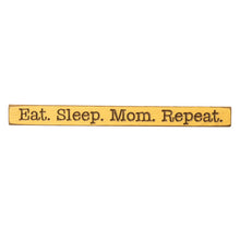 Load image into Gallery viewer, 18" Wood Signs - Mom
