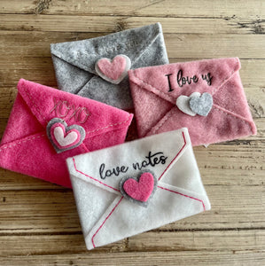 Polyester Envelopes W/Heart