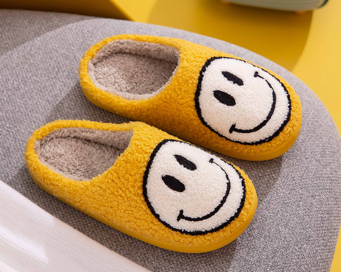 Happy Face Fluffy Slipper